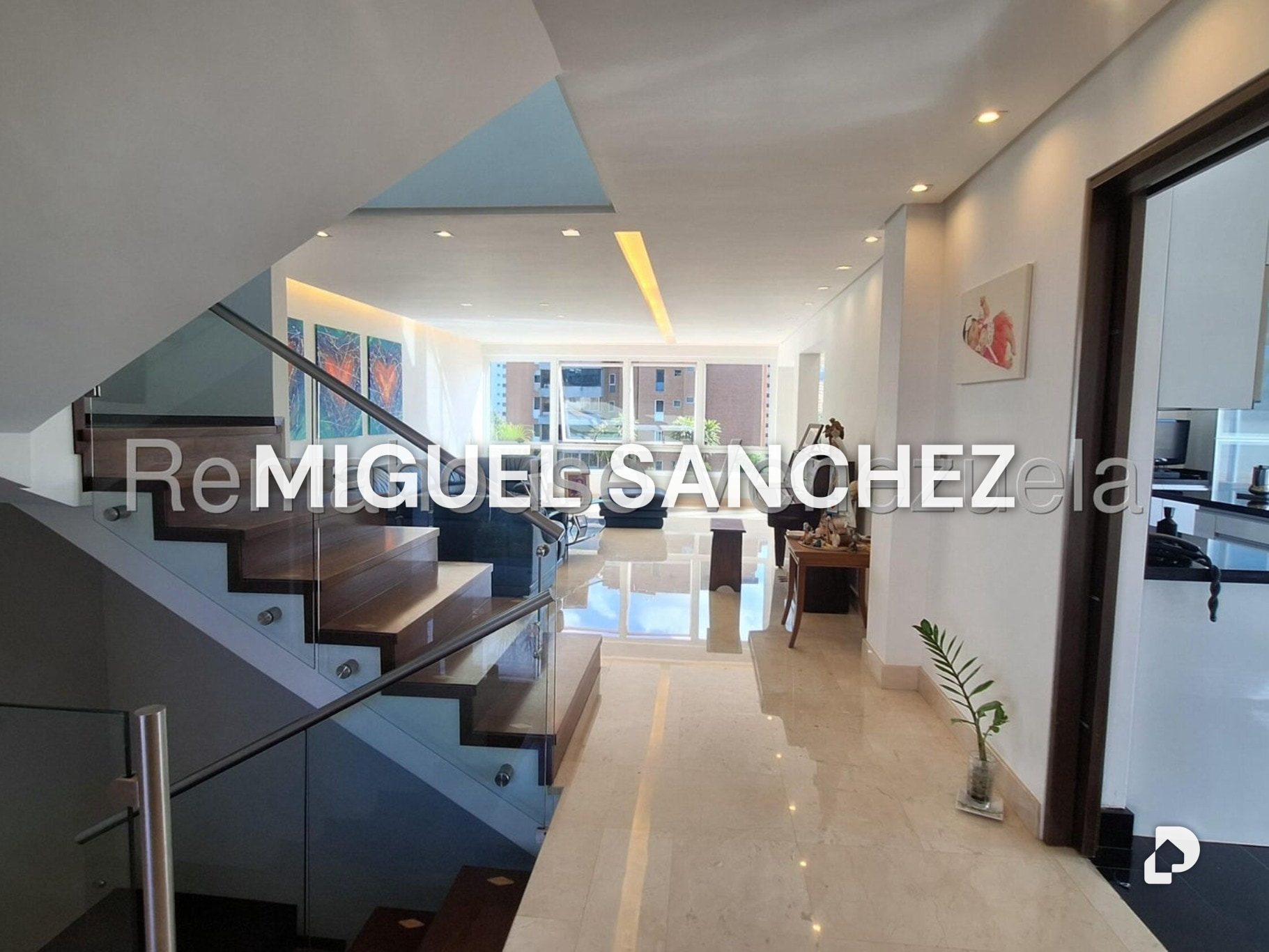 House in El Pauji, Caracas – 11