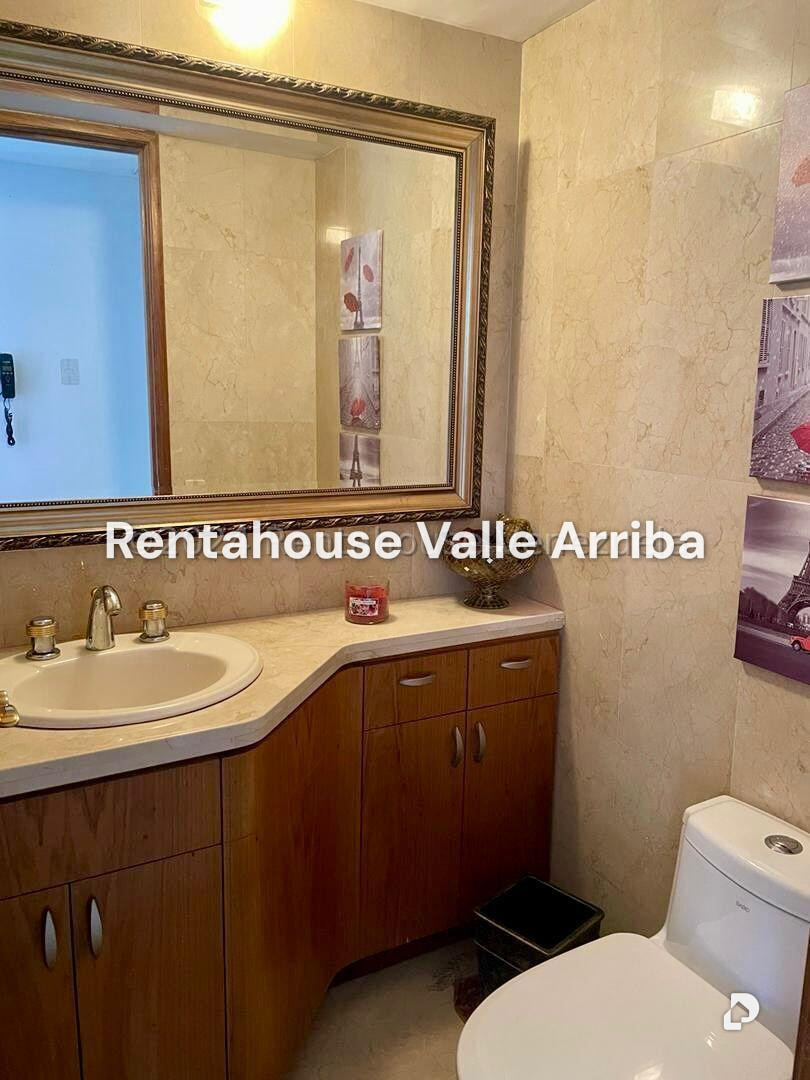 Apartment in Lomas de Las Mercedes, Caracas – 11