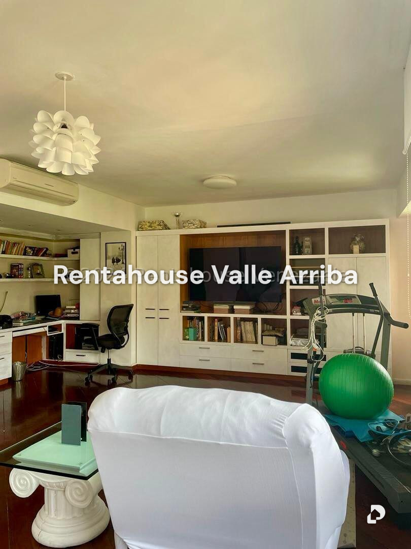 Apartment in Lomas de Las Mercedes, Caracas – 9