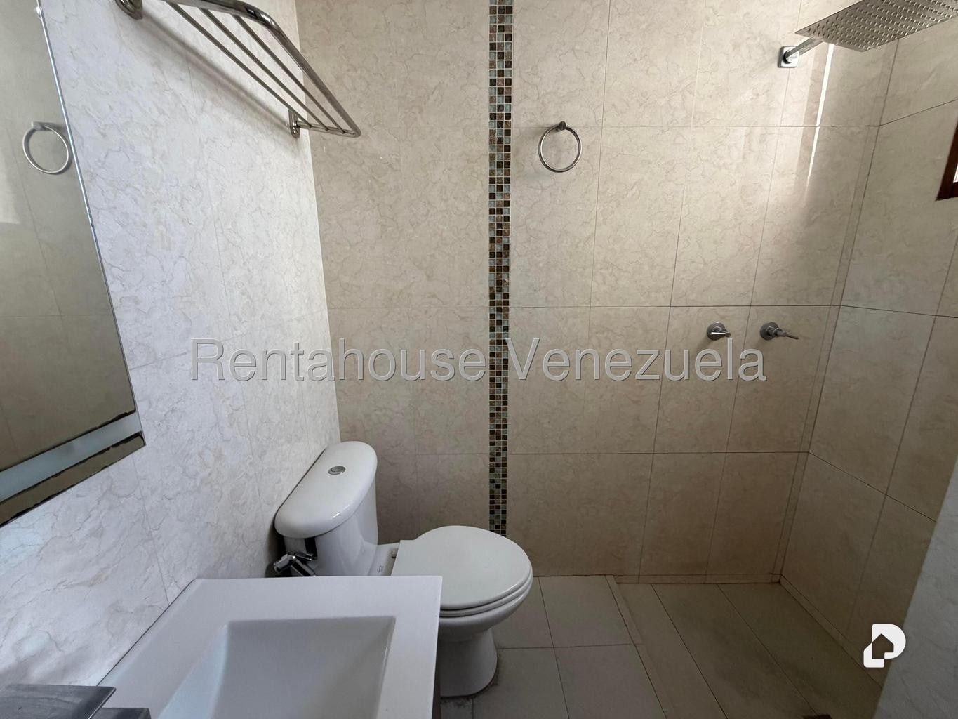 Apartamento en La Boyera, Caracas – 16