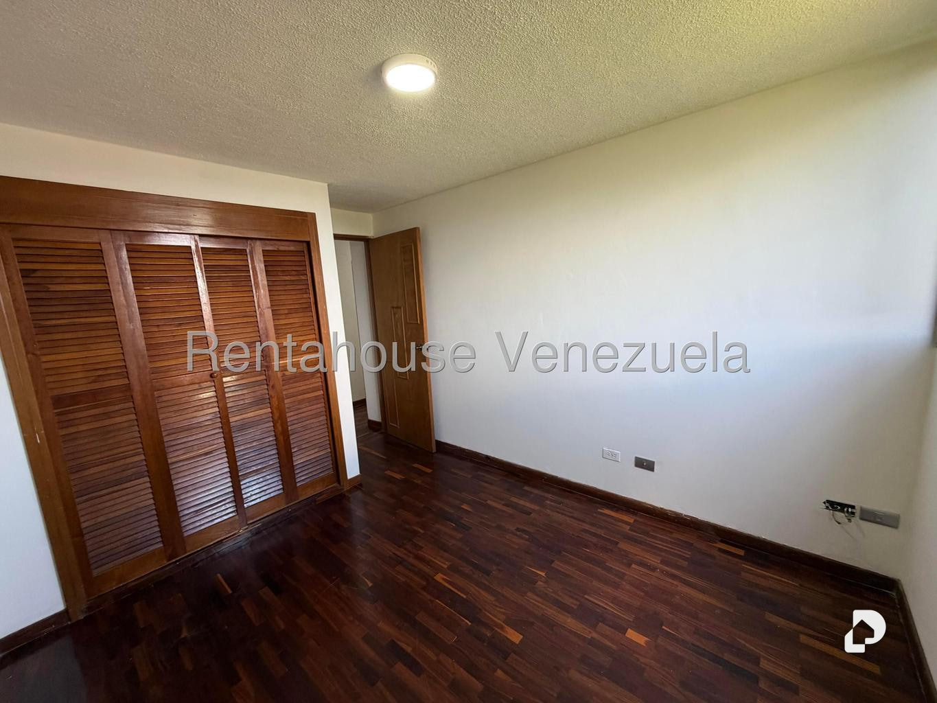 Apartamento en La Boyera, Caracas – 11
