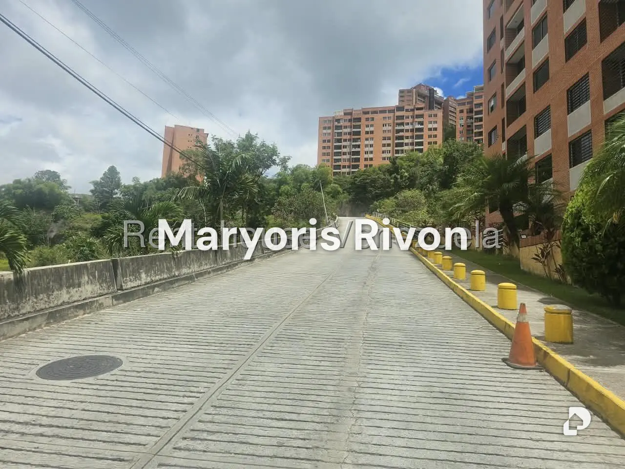 Apartamento en Colinas de La Tahona, Caracas – 28