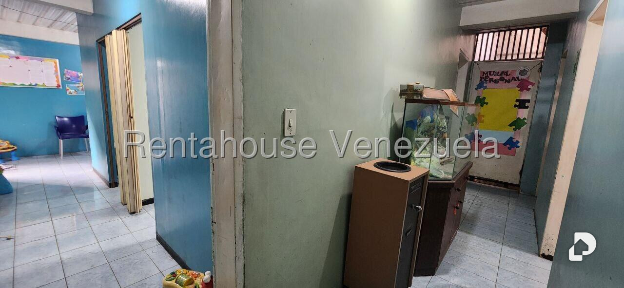 Local comercial en El Paraíso, Caracas – 9
