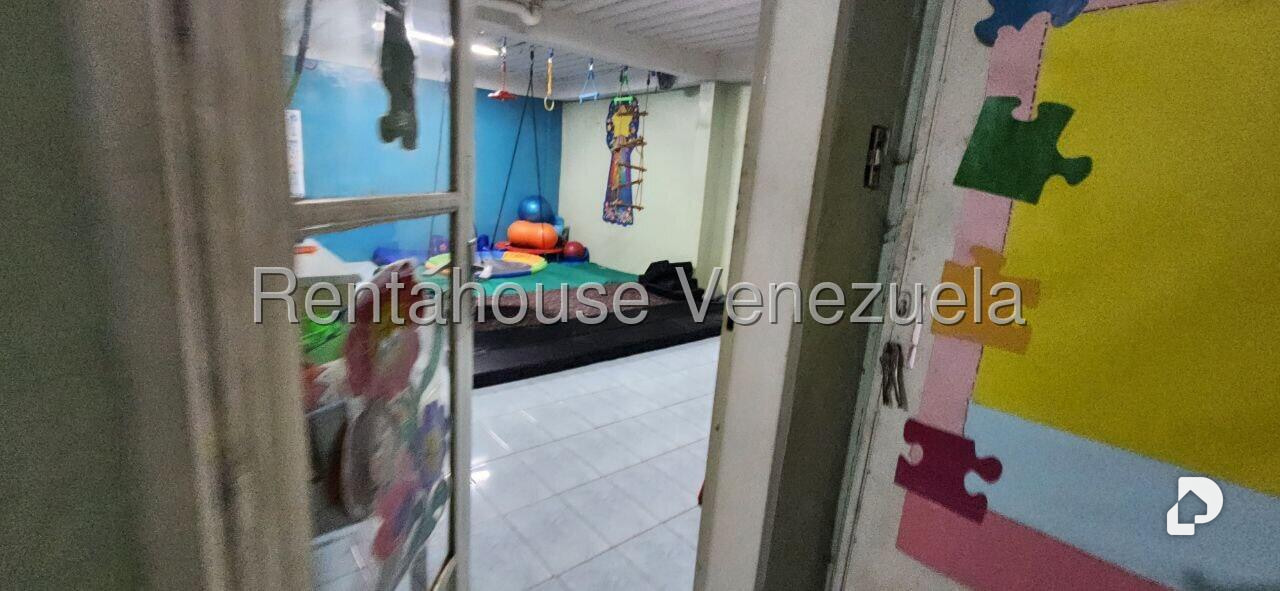 Local comercial en El Paraíso, Caracas – 4