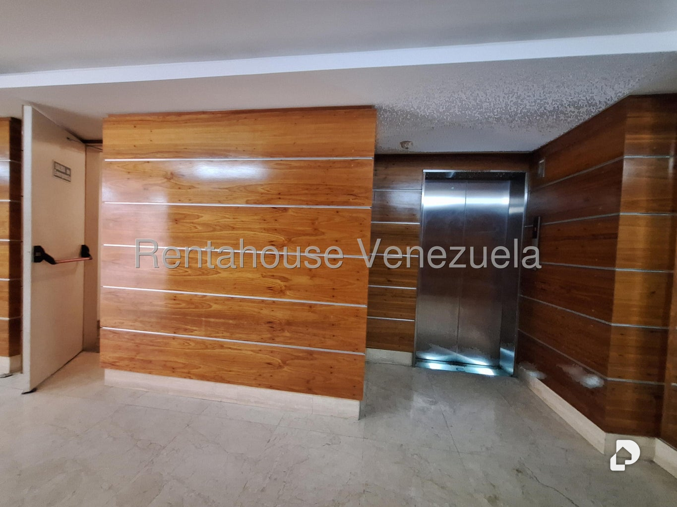 Apartamento en Lomas de Las Mercedes, Caracas – 4