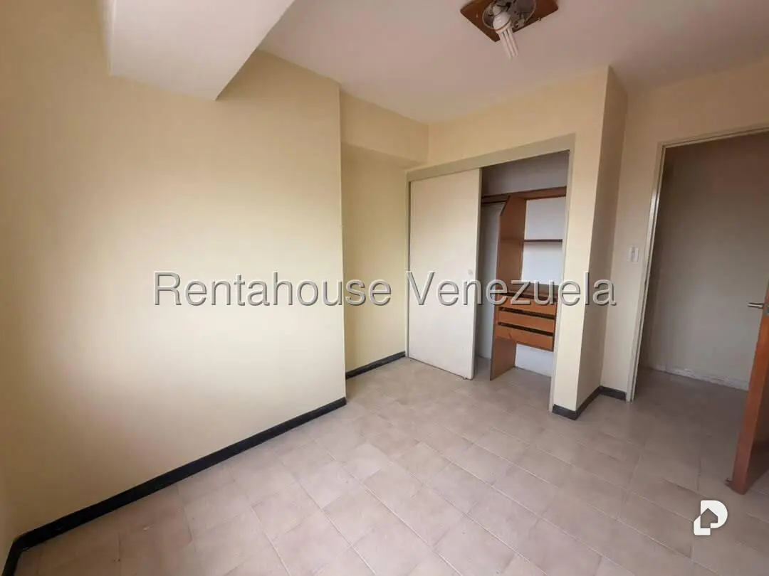 Apartamento en Parroquia La Candelaria, Caracas – 12