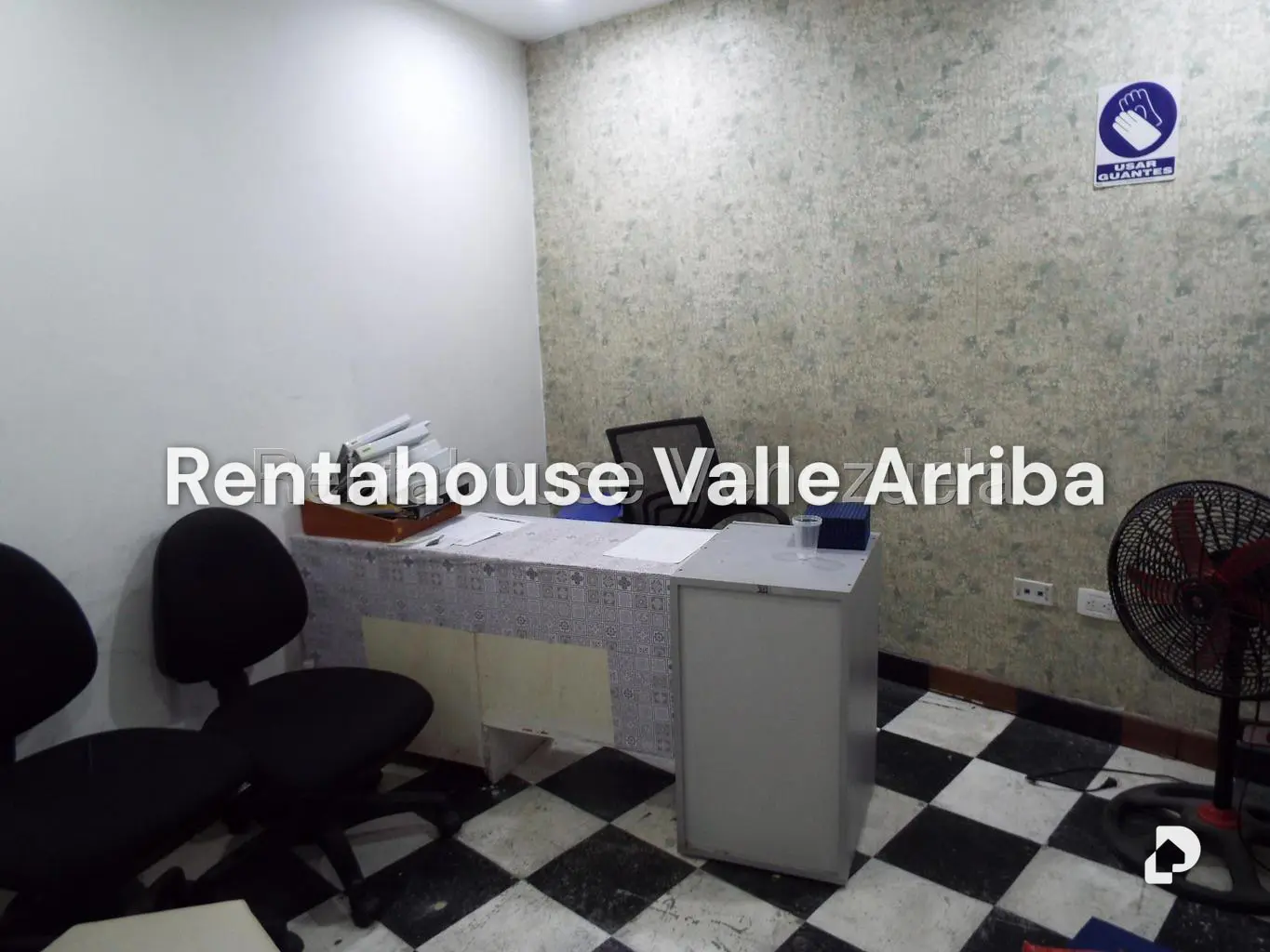 Local comercial en Las Mercedes, Caracas – 30