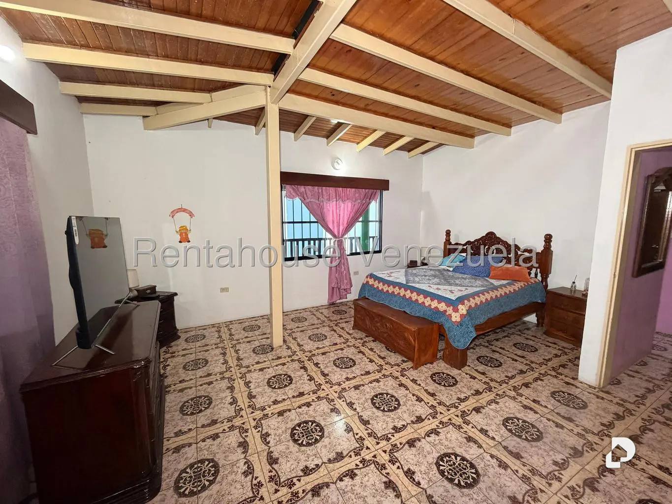 Casa en Monte Claro, Caracas – 8