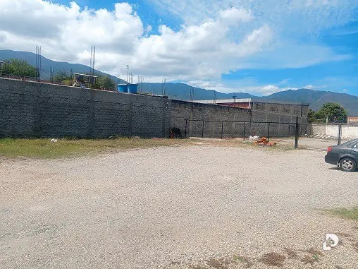 Land in Las Flores, Guatire – 4