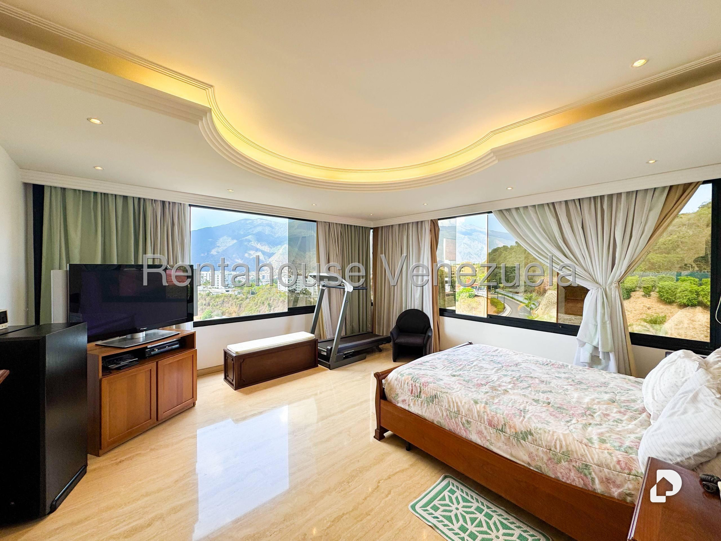 Apartamento en Lomas de San Román, Caracas – 18