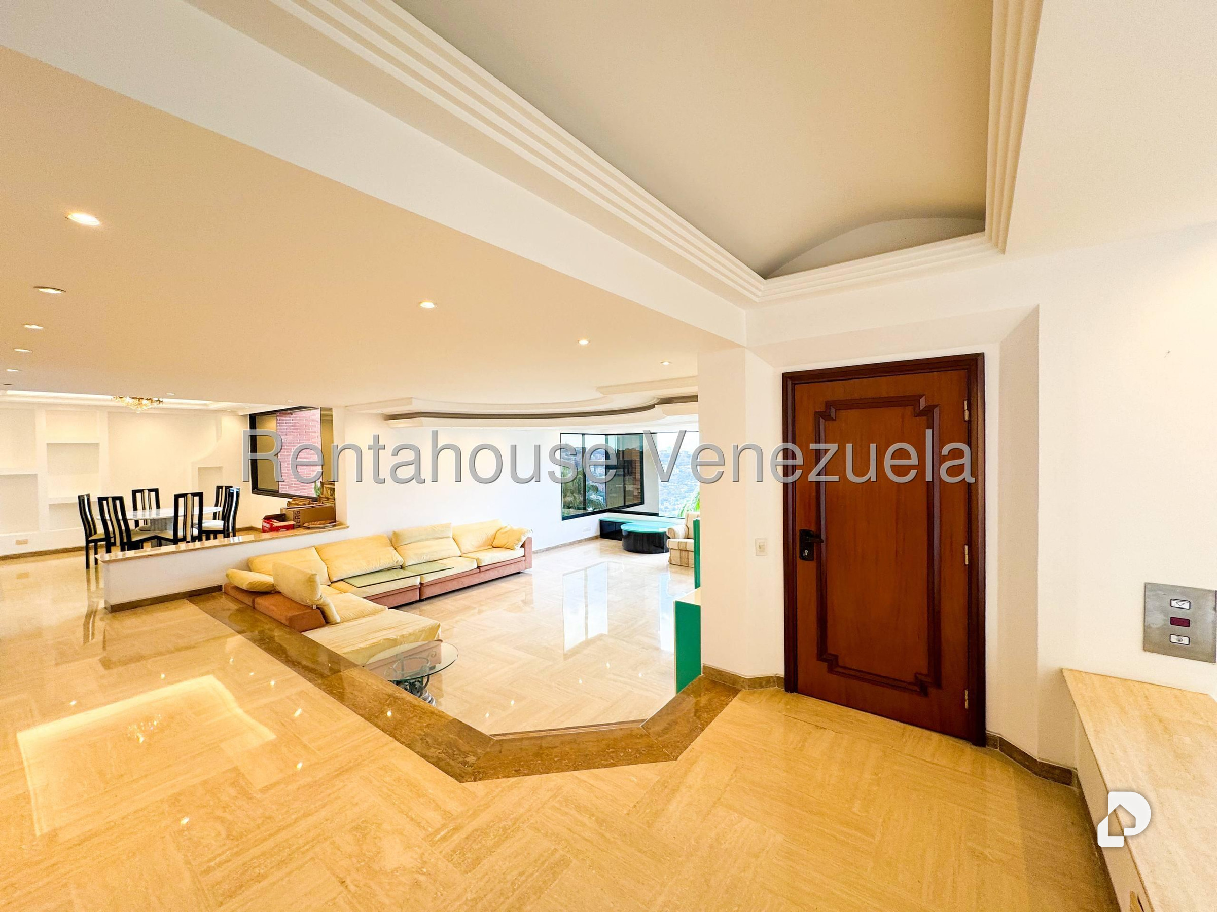 Apartamento en Lomas de San Román, Caracas – 12