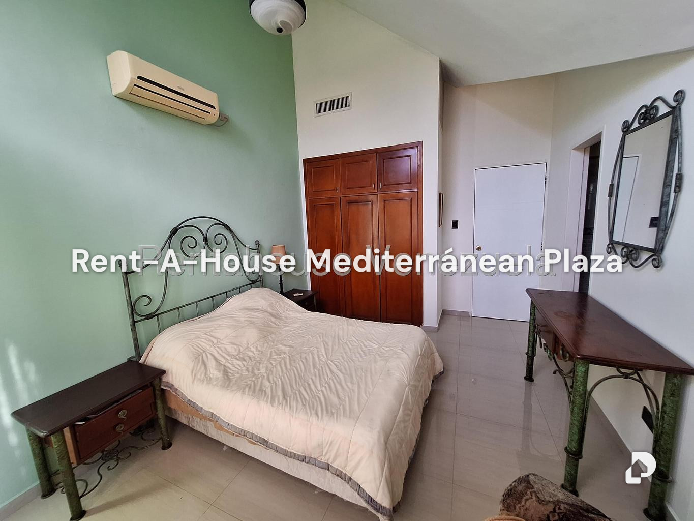 Casa en Altos de Guataparo, Valencia – 17