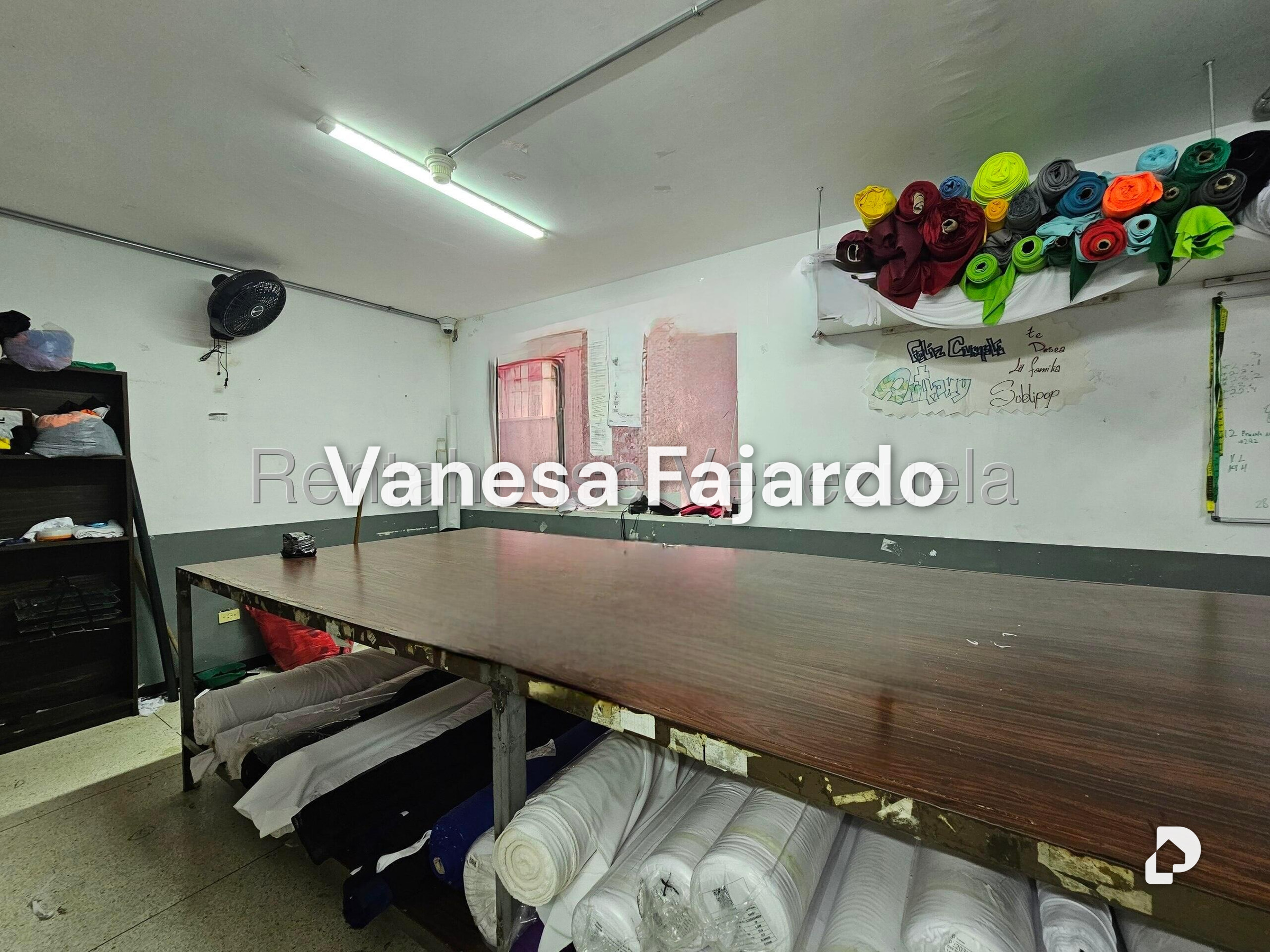 Galpón en Los Chaguaramos, Caracas – 9