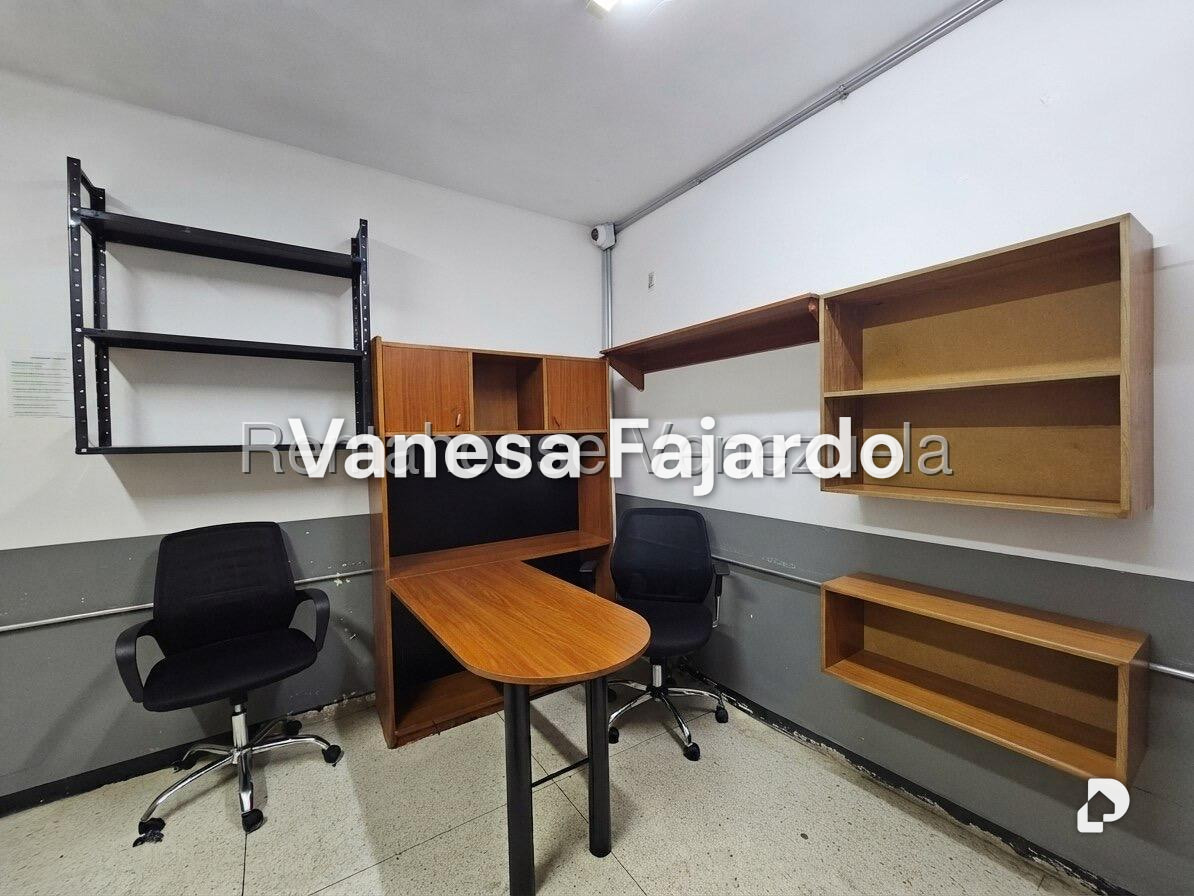 Galpón en Los Chaguaramos, Caracas – 22