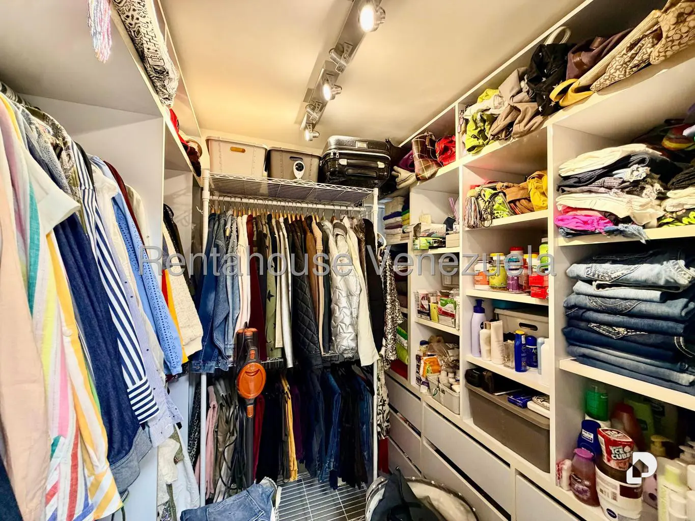 Apartamento en Los Dos Caminos, Caracas – 13