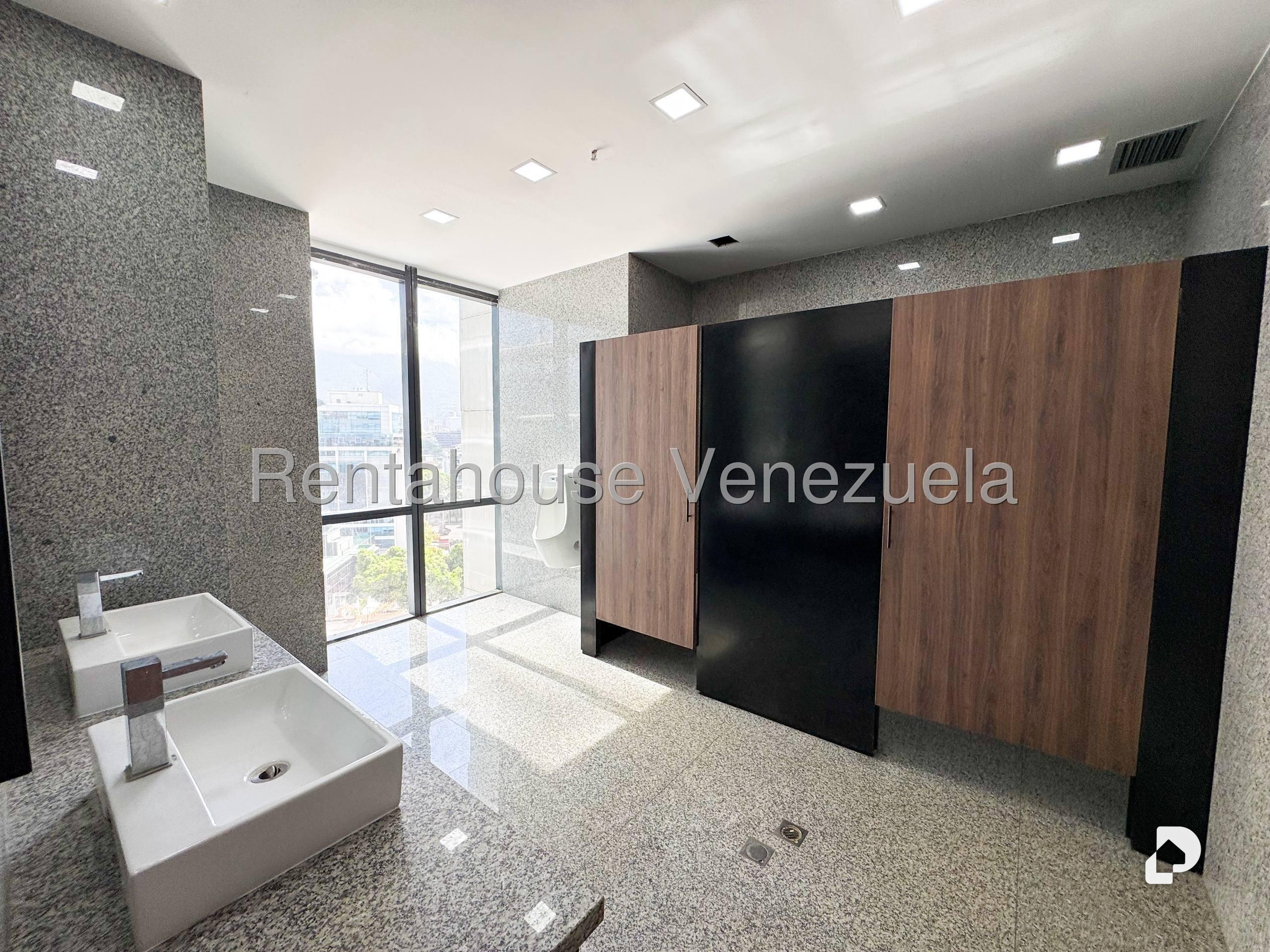 Oficina en Las Mercedes, Caracas