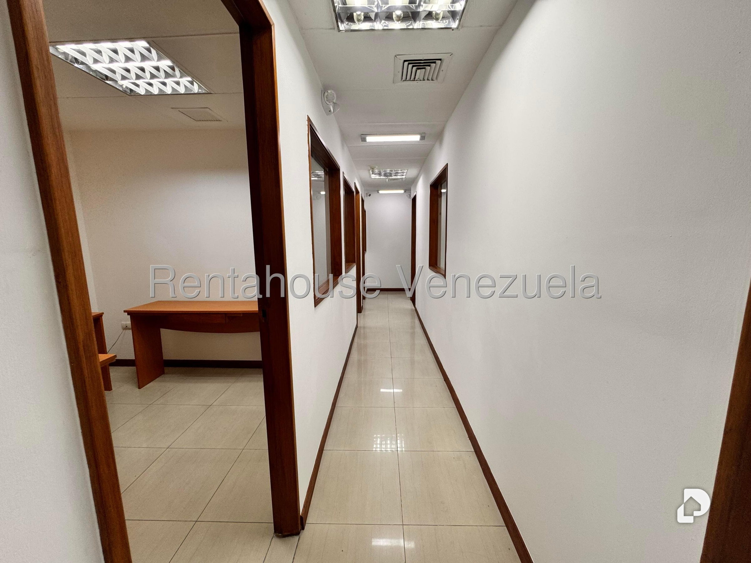 Oficina en Chacao, Caracas – 14