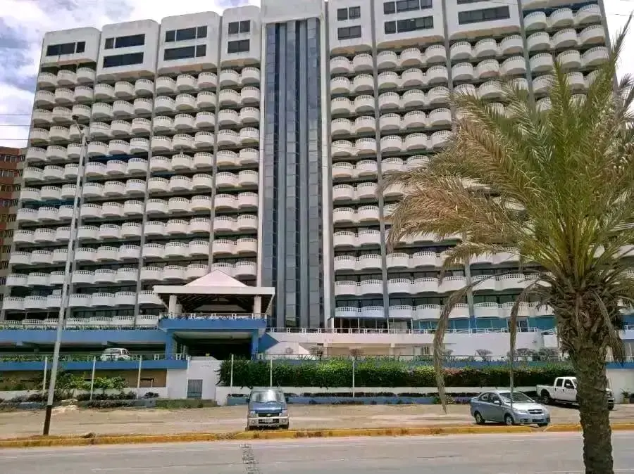 Apartamento en Costa Dorada, Lechería - 1