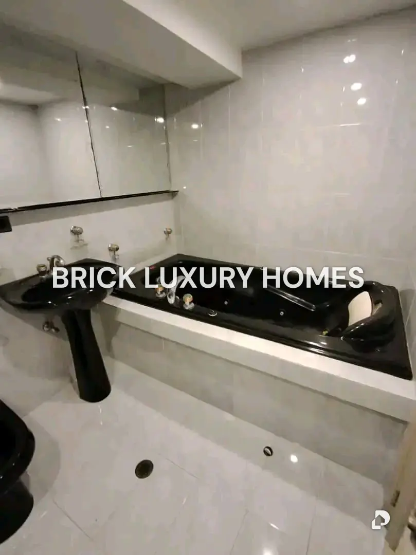 Apartamento en Costa Dorada, Lechería – 6