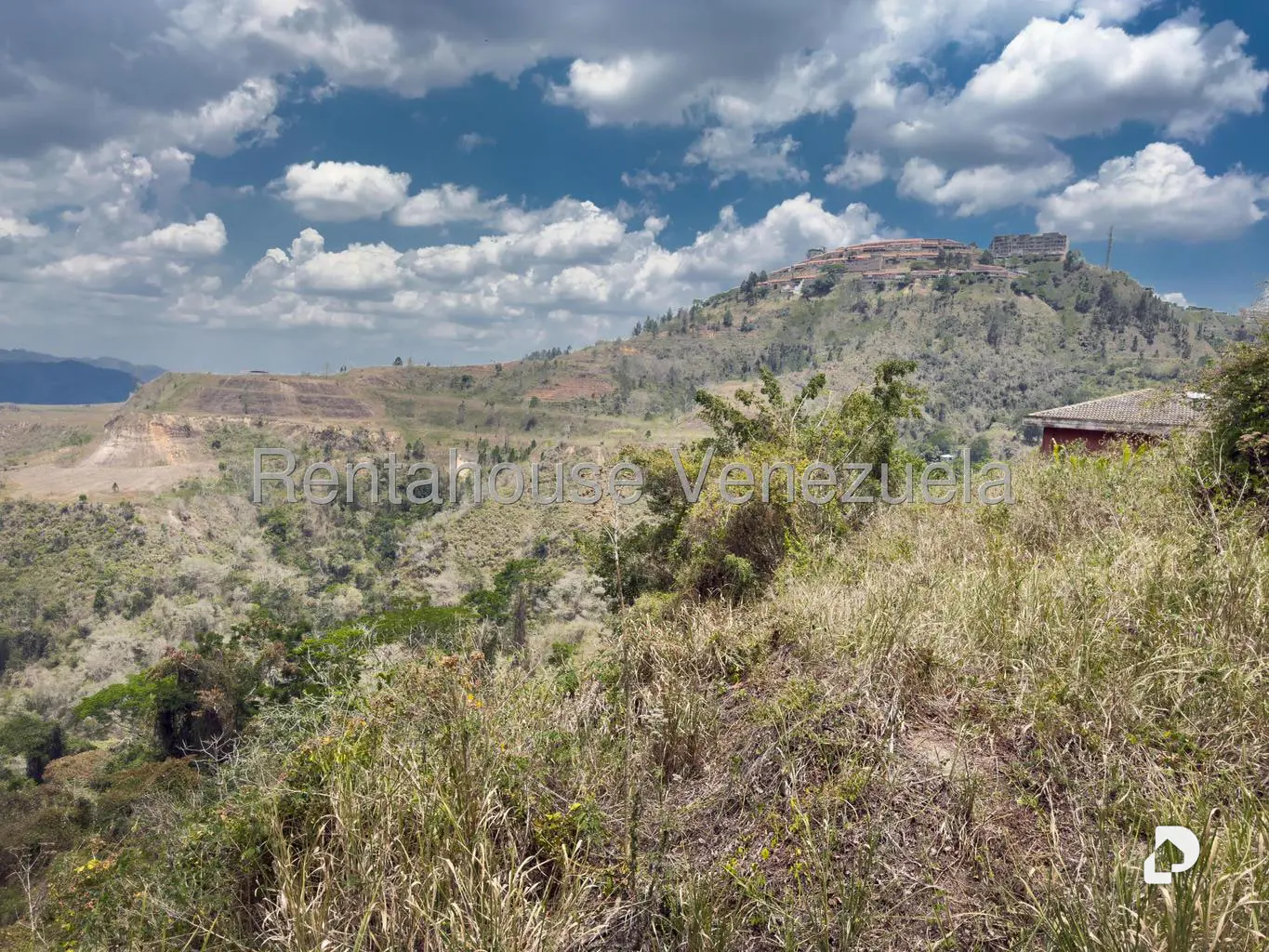 Terreno en La Lagunita Country Club, Caracas – 10