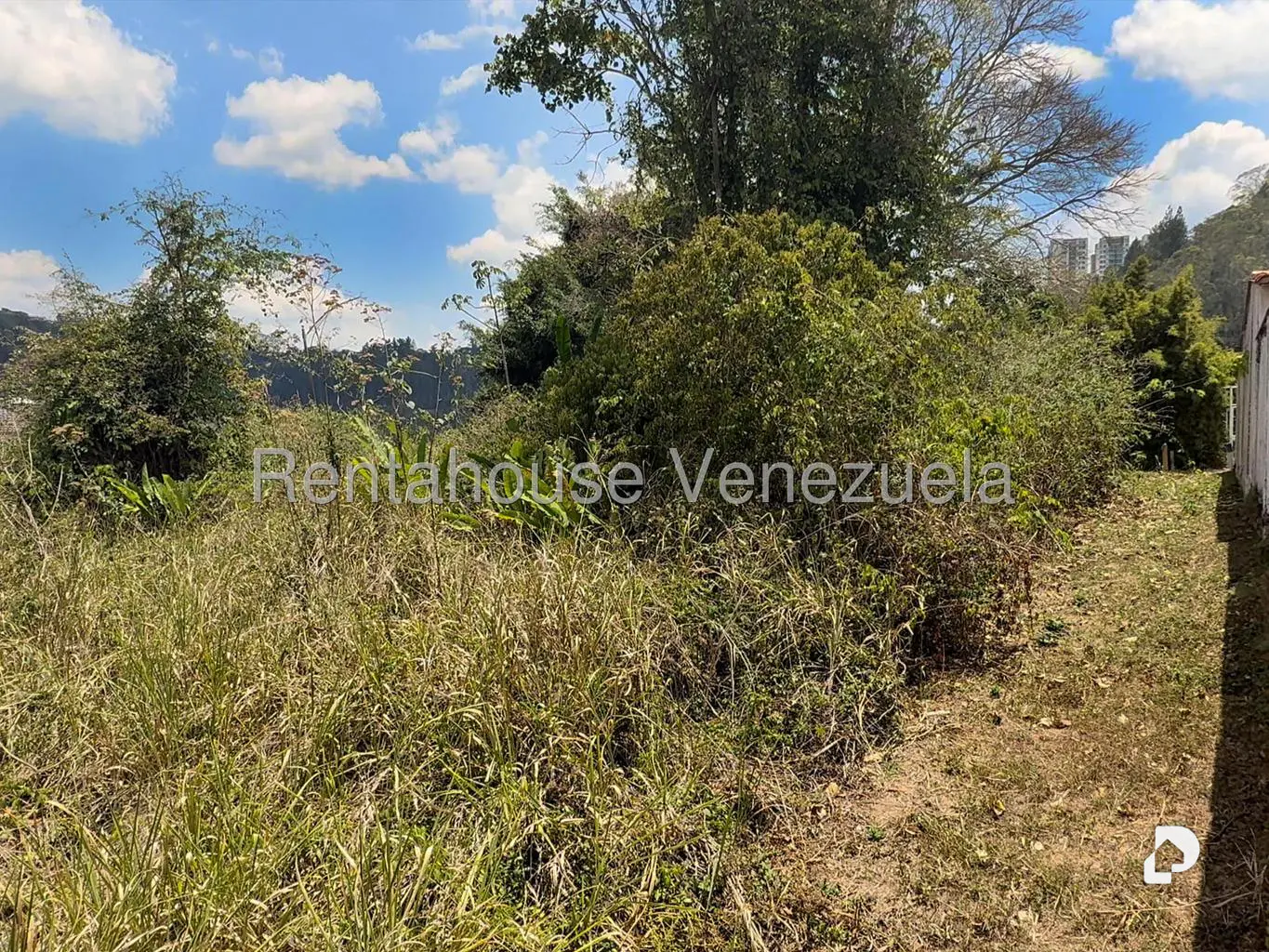 Terreno en La Lagunita Country Club, Caracas – 16