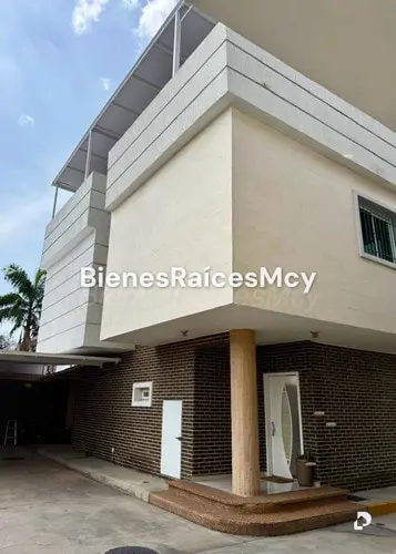 Casa en La Arboleda, Maracay – 1