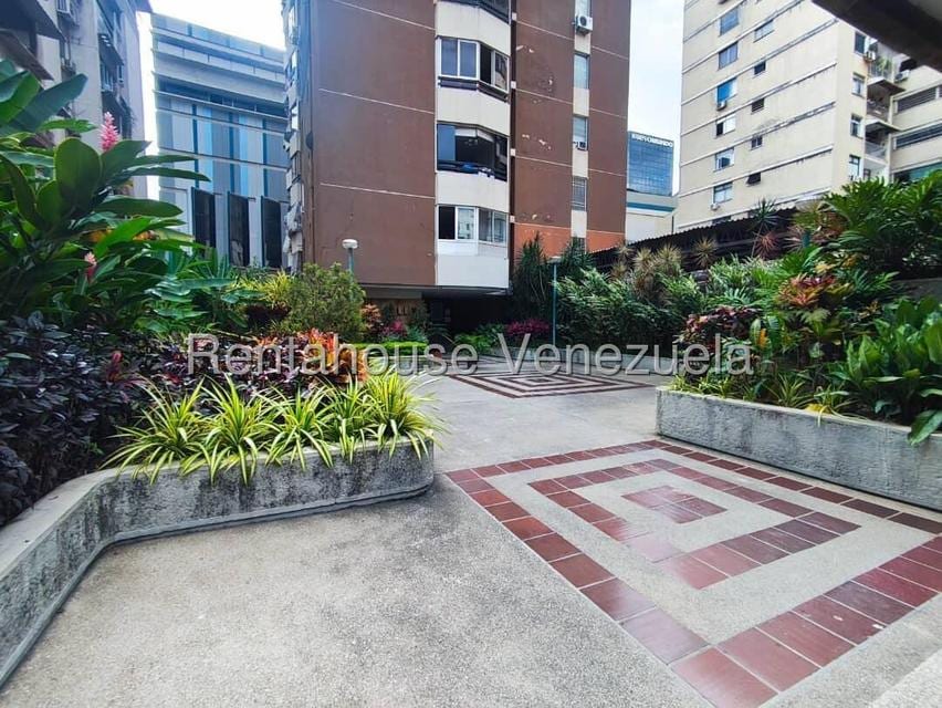 Apartamento en Los Palos Grandes, Caracas - 1