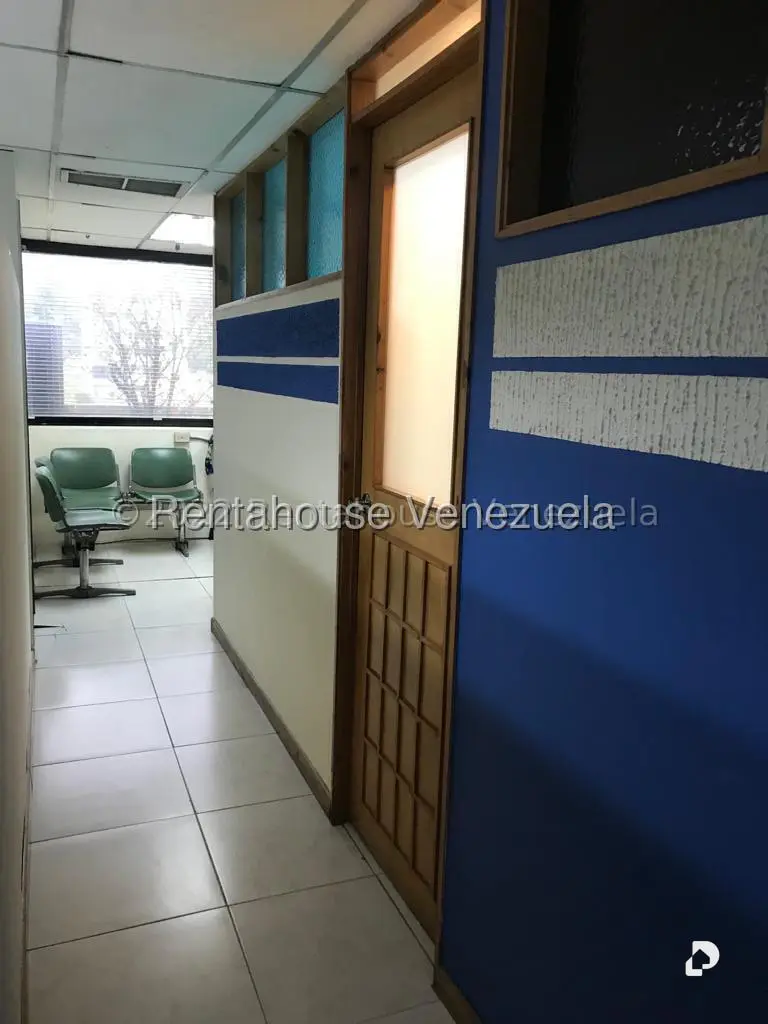 Local comercial en Bello Monte, Caracas – 11