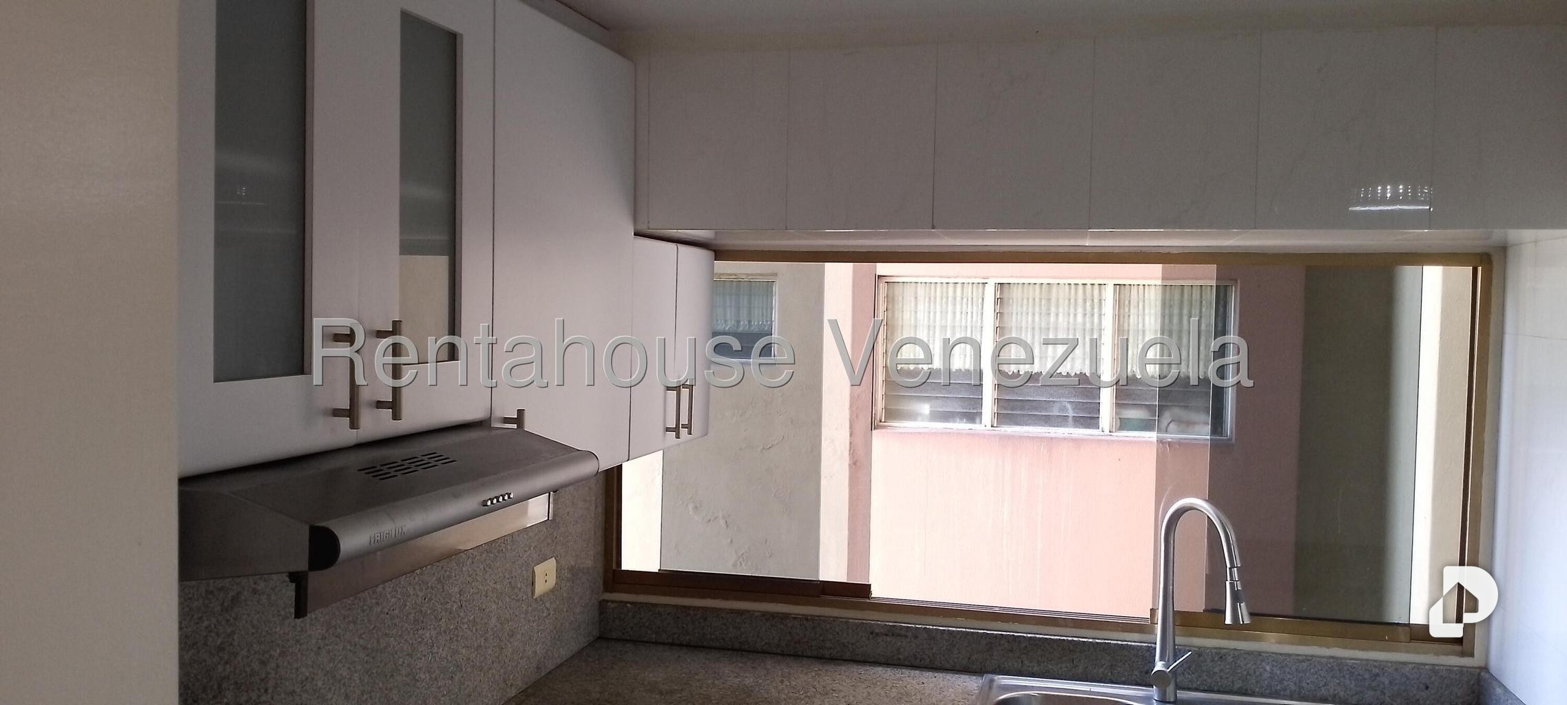 Apartamento en La Urbina, Caracas – 4