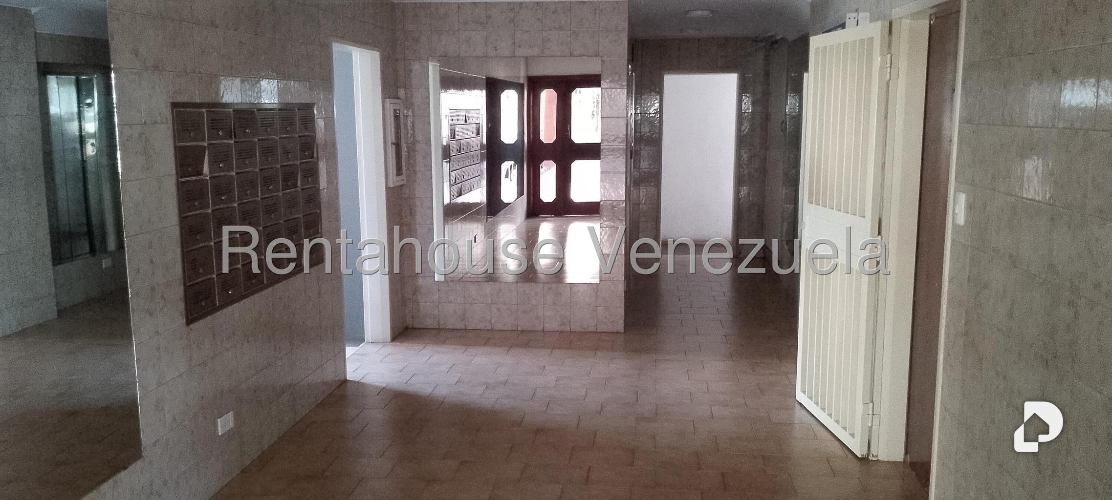 Apartamento en La Urbina, Caracas – 24