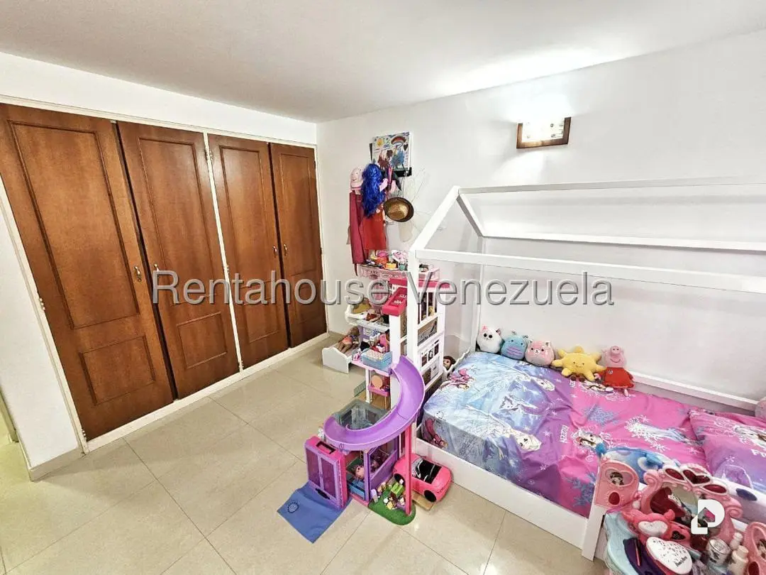 Apartamento en Colinas de La Tahona, Caracas – 1