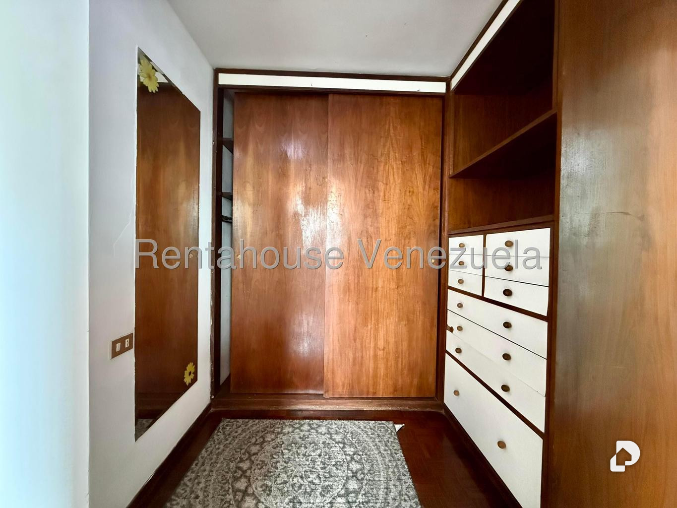 Apartamento en San Román, Caracas – 24