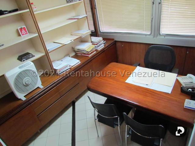 Oficina en Chuao, Caracas – 9