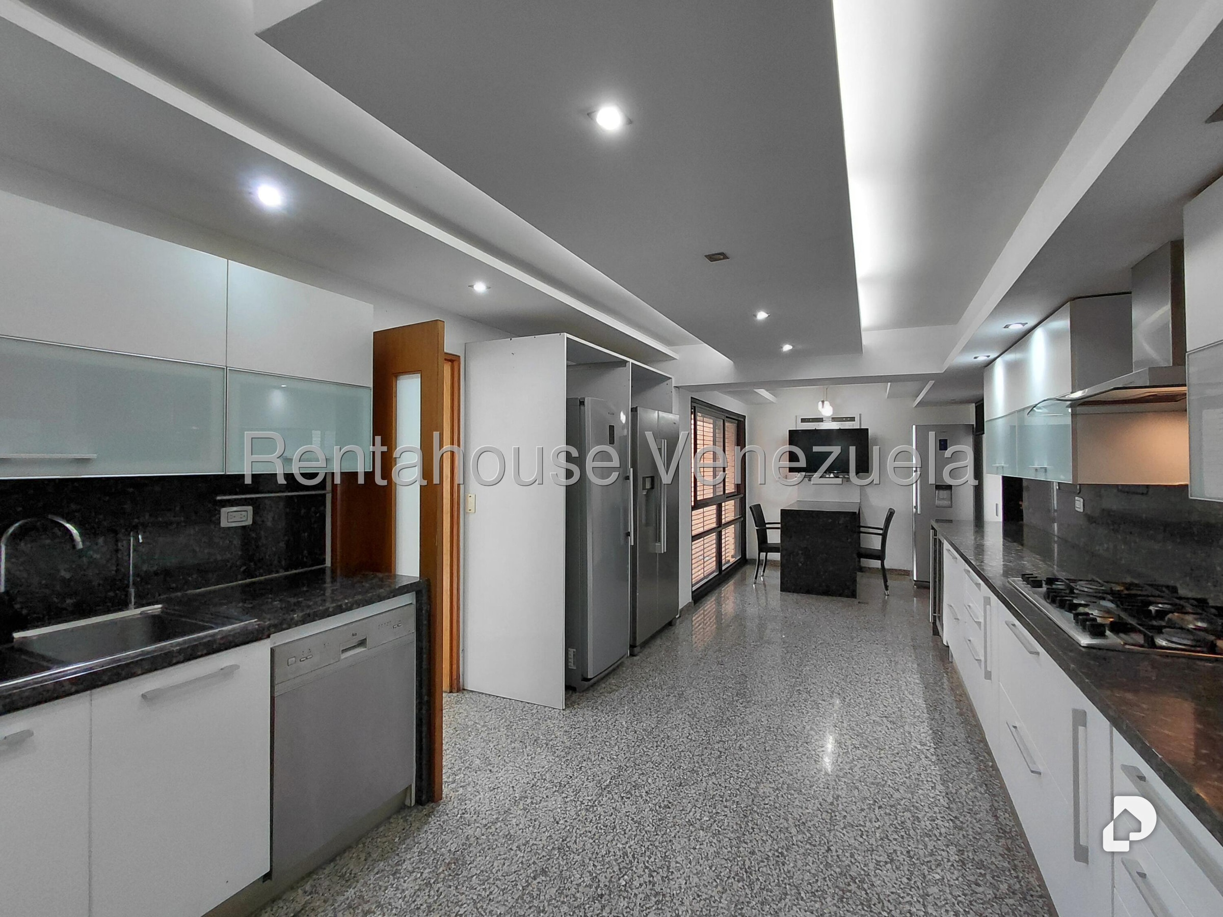 Apartamento en Los Dos Caminos, Caracas – 12