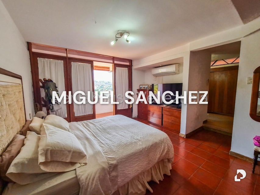 Casa en Prados del Este, Caracas – 12
