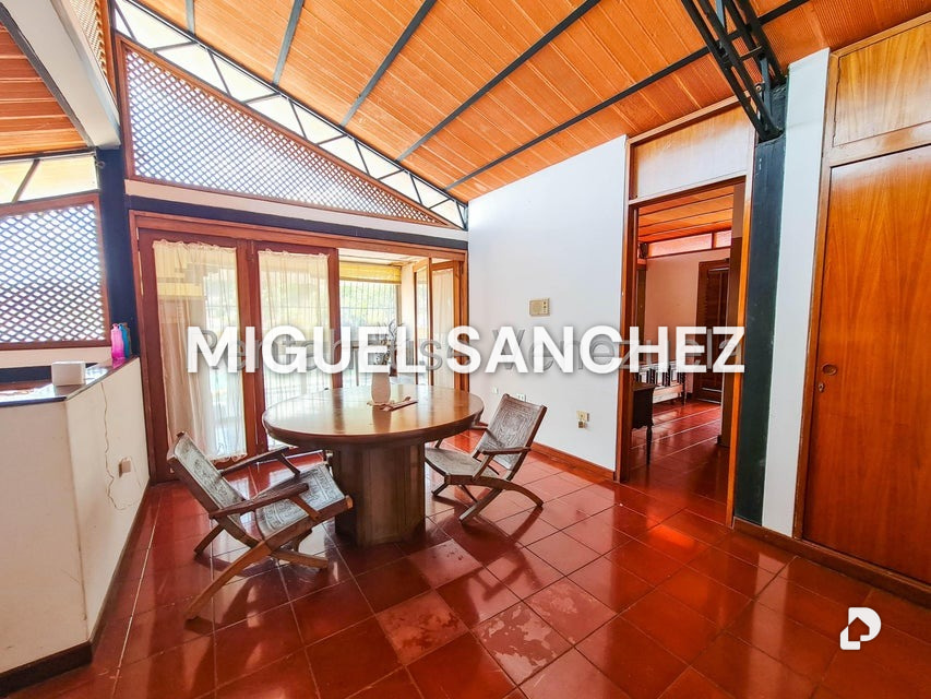 Casa en Prados del Este, Caracas – 13
