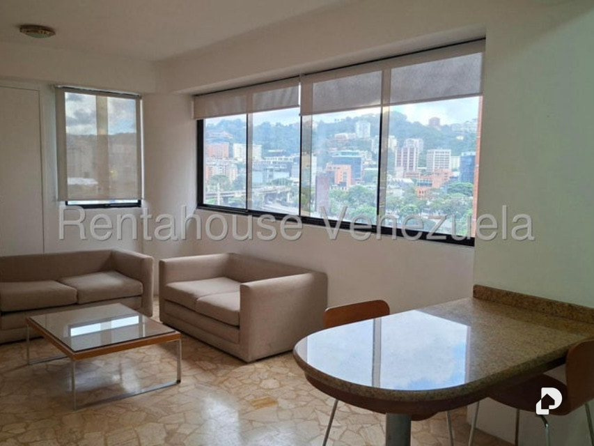 Apartamento en El Rosal, Caracas – 2