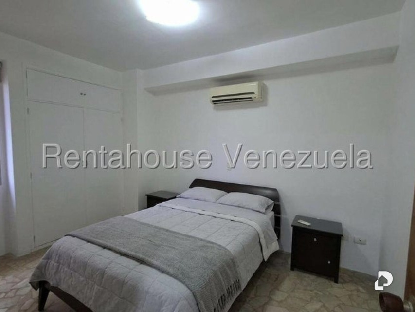 Apartamento en El Rosal, Caracas – 4