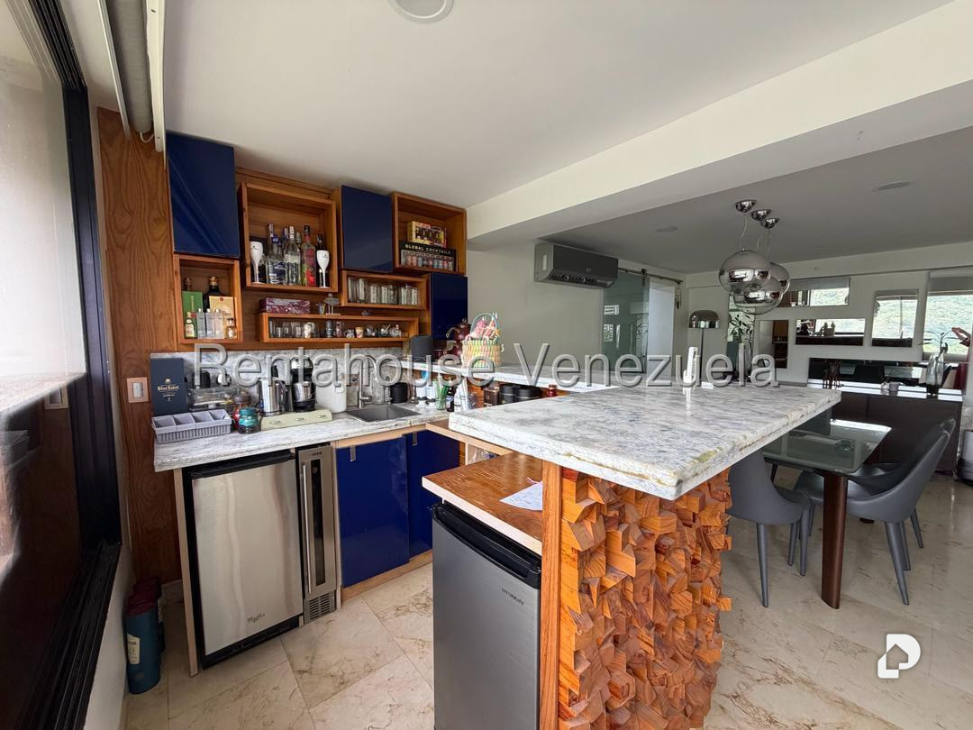 Apartamento en Las Esmeraldas, Caracas