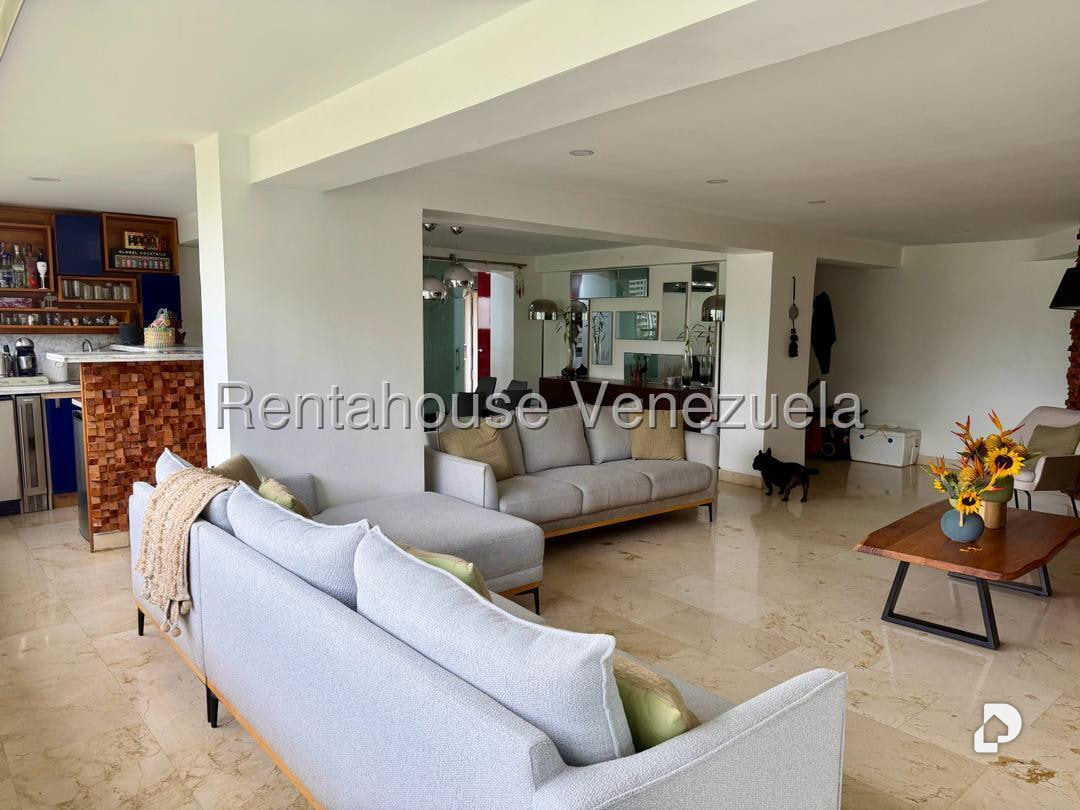 Apartamento en Las Esmeraldas, Caracas