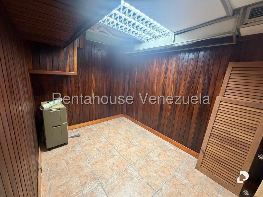 Oficina en Los Caobos, Caracas – 12