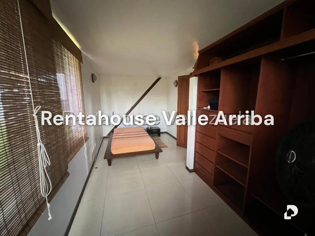 Casa en Oripoto, Caracas – 29