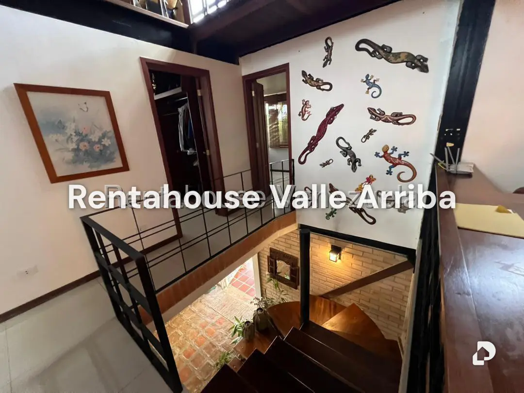Casa en Oripoto, Caracas – 24
