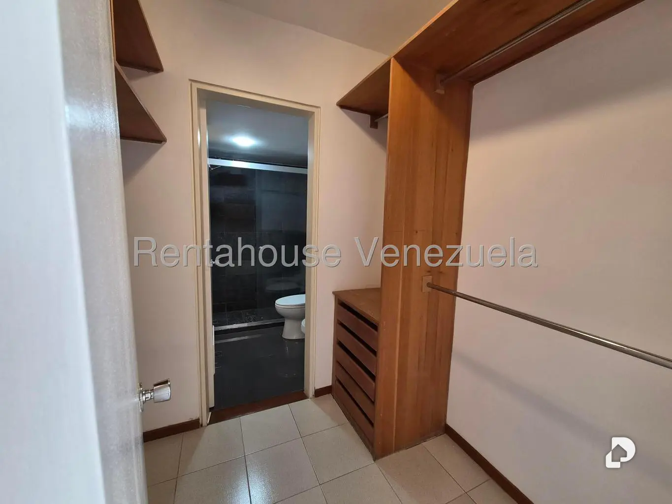 Apartamento en Manzanares, Caracas – 11