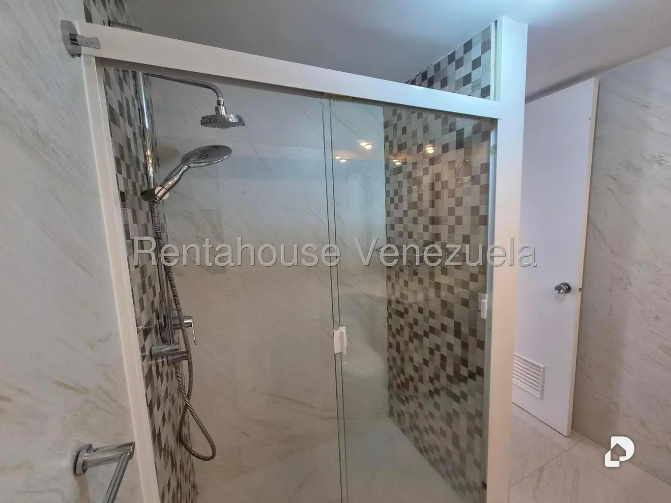 Apartamento en Manzanares, Caracas – 15