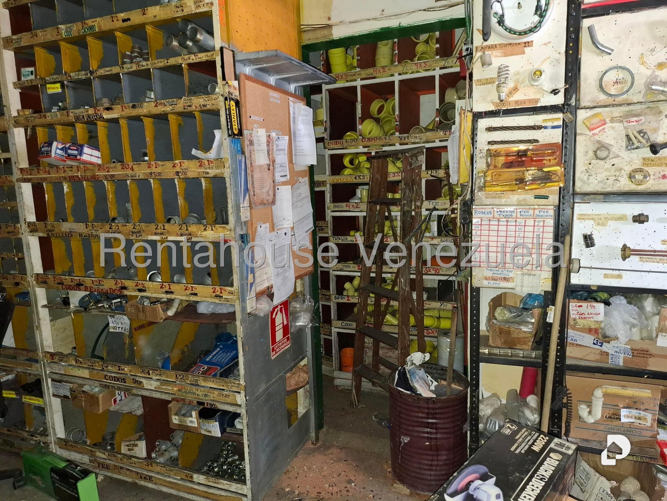 Local comercial en Las Acacias, Caracas – 11