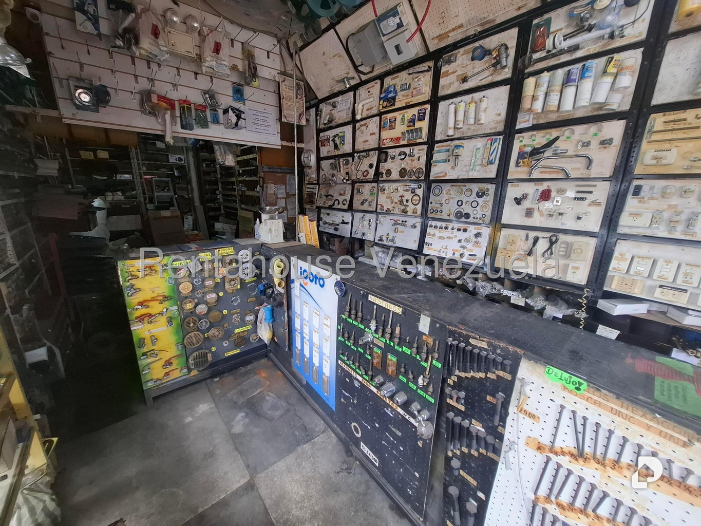 Local comercial en Las Acacias, Caracas – 5
