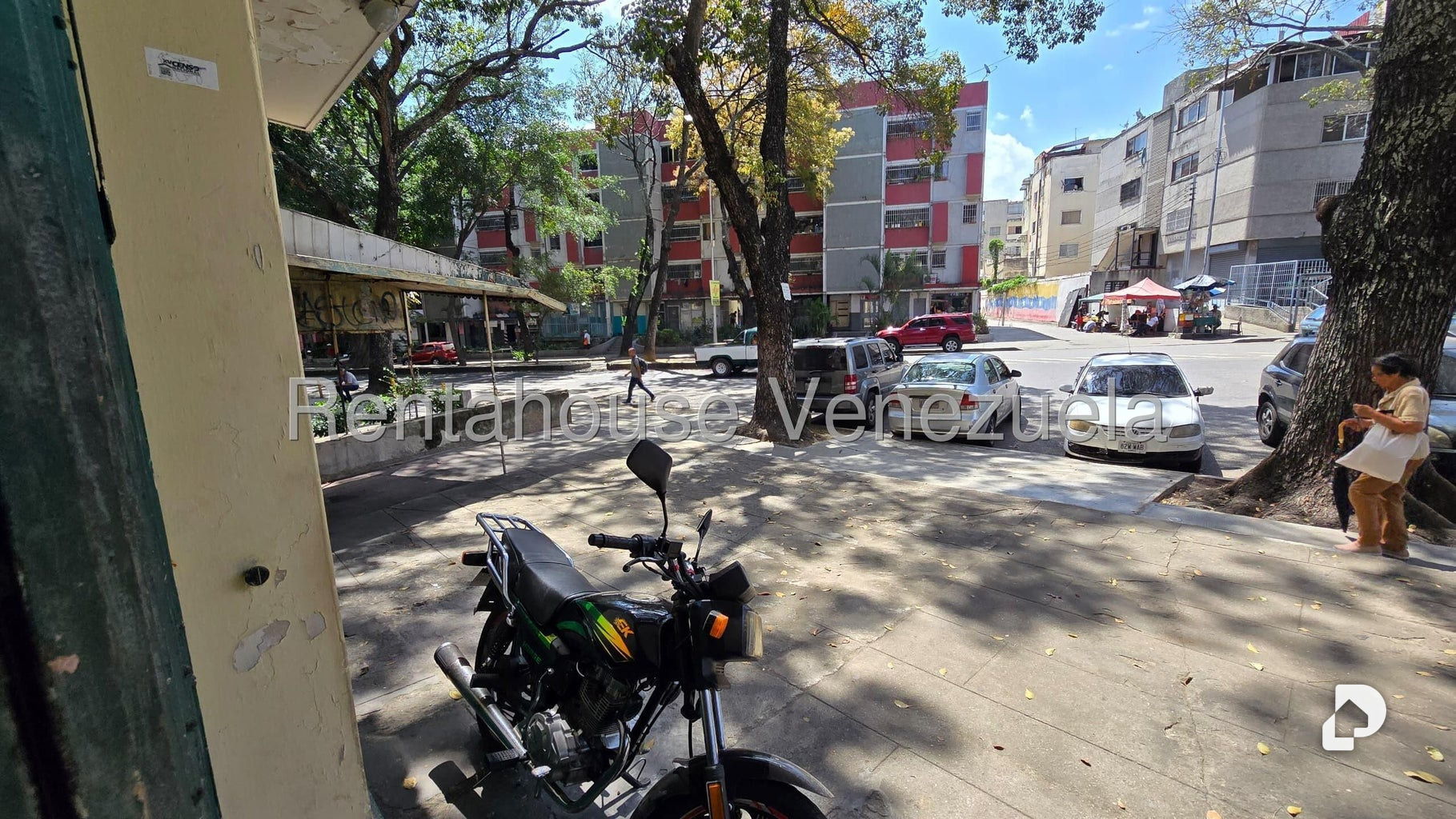 Local comercial en Las Acacias, Caracas – 15