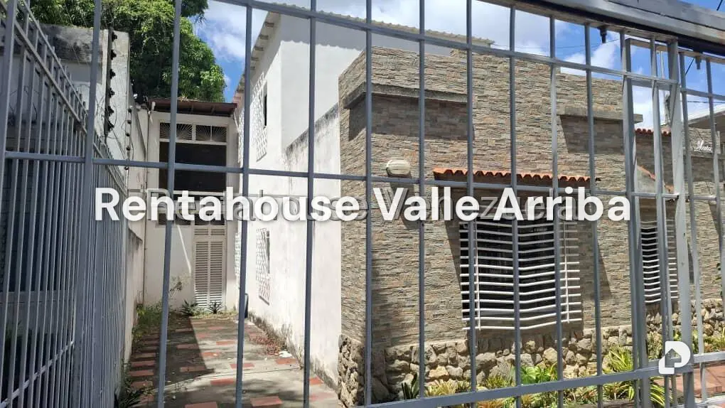 Local comercial en Los Palos Grandes, Caracas – 2