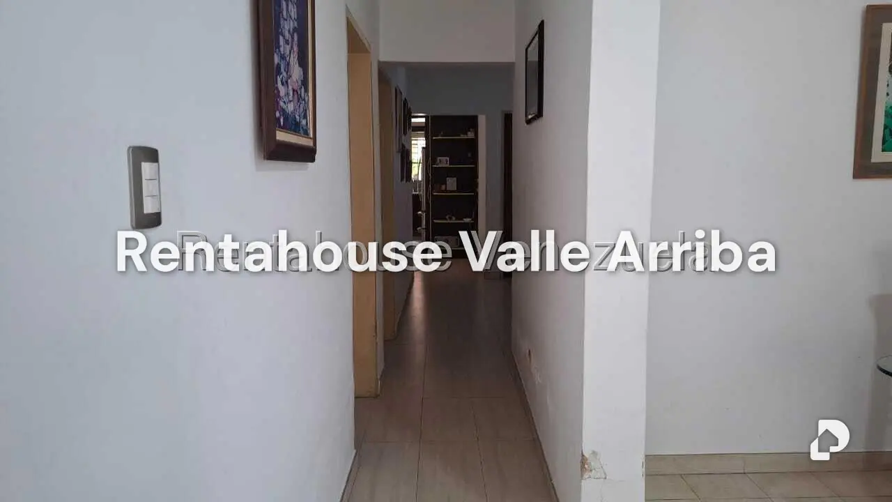 Local comercial en Los Palos Grandes, Caracas – 11